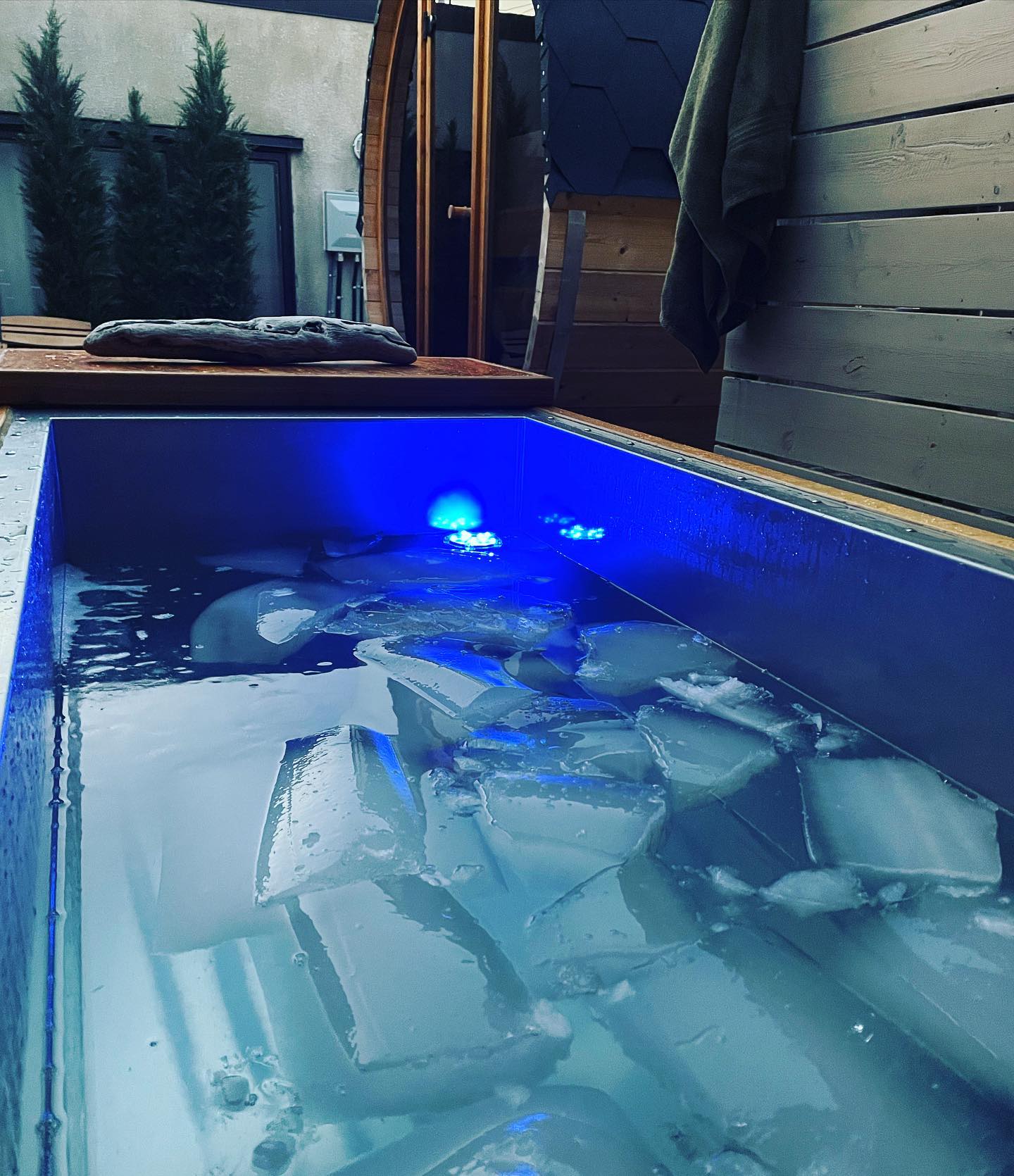Take a cool shower after a sauna